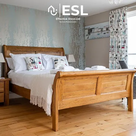 4 En Suite Bedroom Home Overlooking New Quay Sea Exterior photo