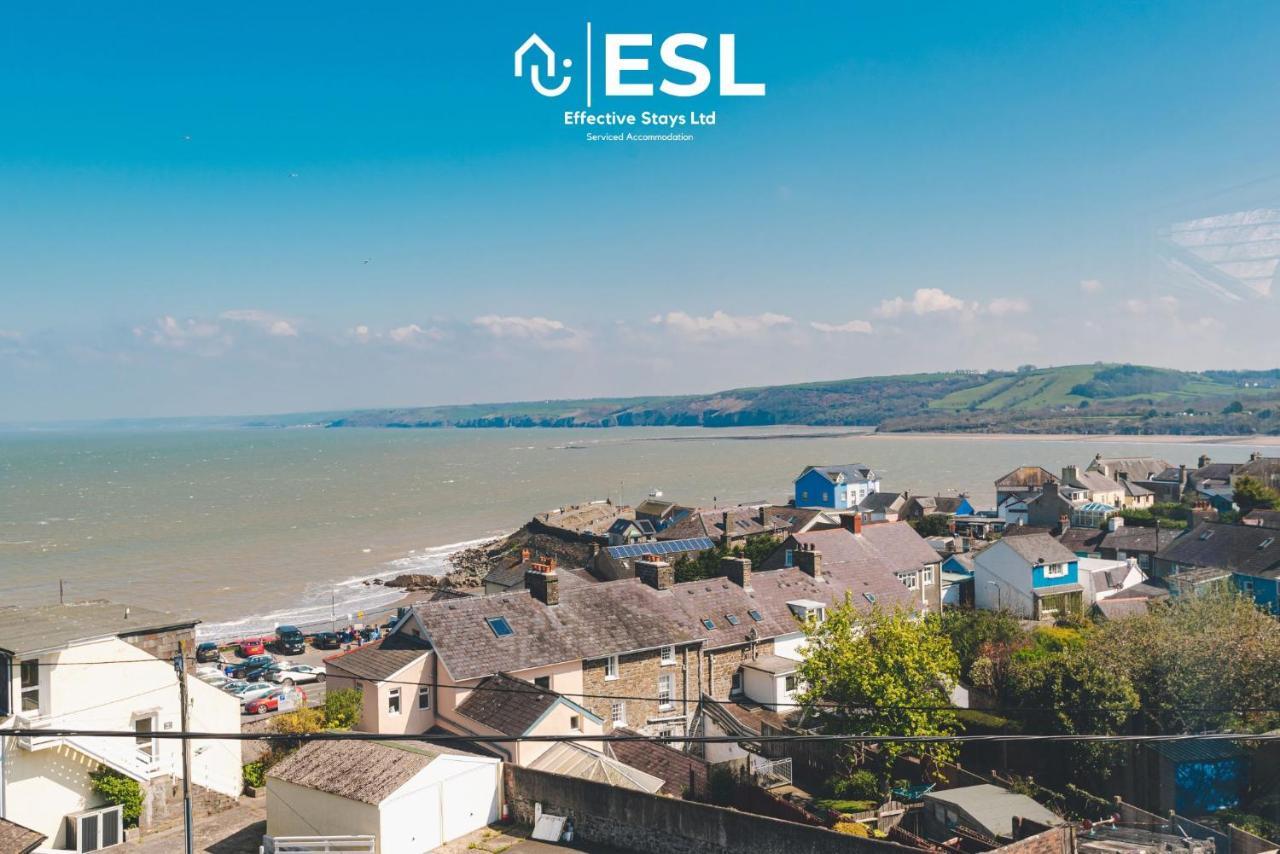 4 En Bedroom Overlooking New Quay Sea Holiday home *